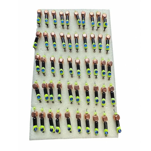 Мормишка Вольфрамова "Латишка" Гвоздик - Котяче око з кубиком мідь - 0,5 г - МК1071