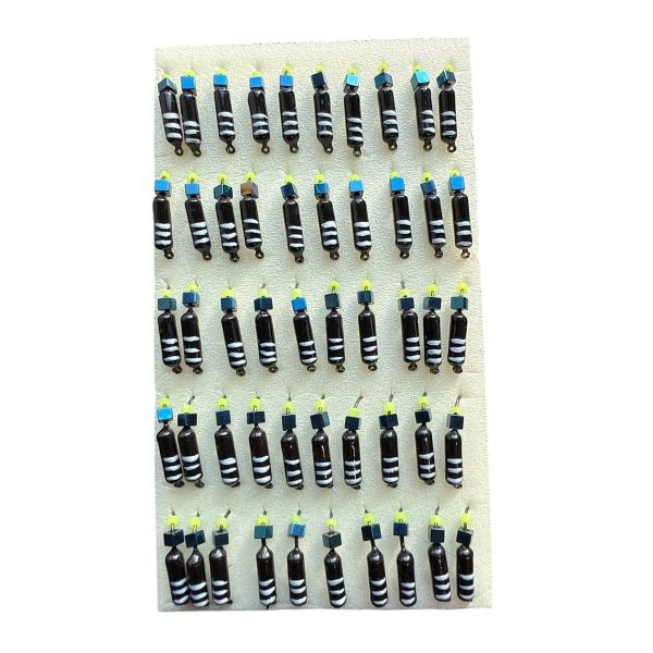 Мормишка Вольфрамова "Латишка" Гвоздик - З кубиком блакитний - 0,7 г - МК1119