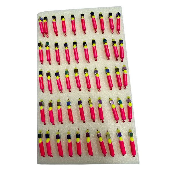 Мормишка Вольфрамова "Латишка" Гвоздик - З кубиком хамелеон - Ø2,1 мм - 0,5 г - Червоний - Латвія