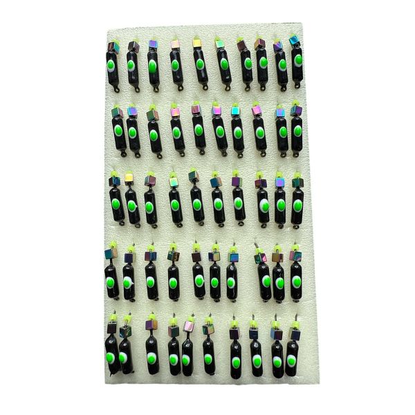 Мормишка Вольфрамова "Латишка" Гвоздик - З кубиком хамелеон - 0,7 г - МК1126