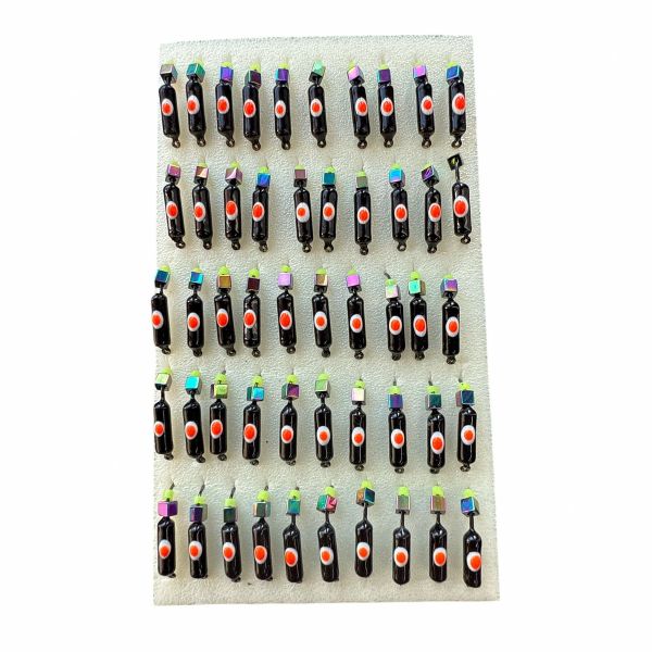 Мормишка Вольфрамова "Латишка" Гвоздик - З кубиком хамелеон - 0,7 г - МК1170