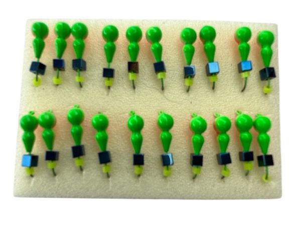 Мормишка Вольфрамова Володимирська Мураха - З кубиком хамелеон - 4 мм - 0.7 г - Зелено-жовтий з червоною точкою - Арт.619